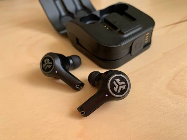 JLab Earbuds - Epic Air True Wireless Earbuds 2nd Generation - Image 4